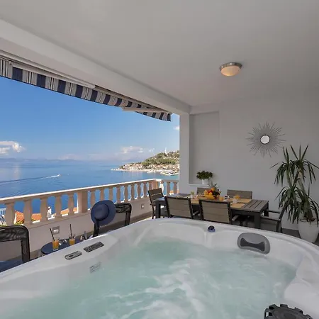 アパート Joy ポドゥゴラ