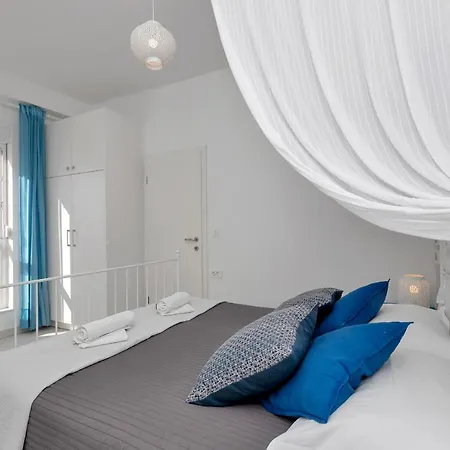 アパート Joy ポドゥゴラ