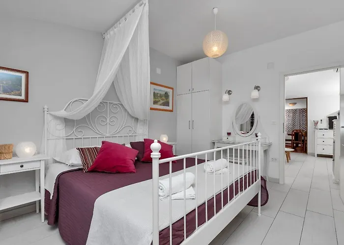 Joy Apartman *